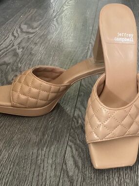 LN Jeffrey Campbell Leather Padded Heeled Mules Sz 5.5 Natural Tan Color